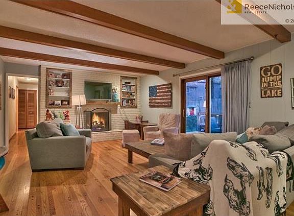 5th image of 9138 Hayes Dr