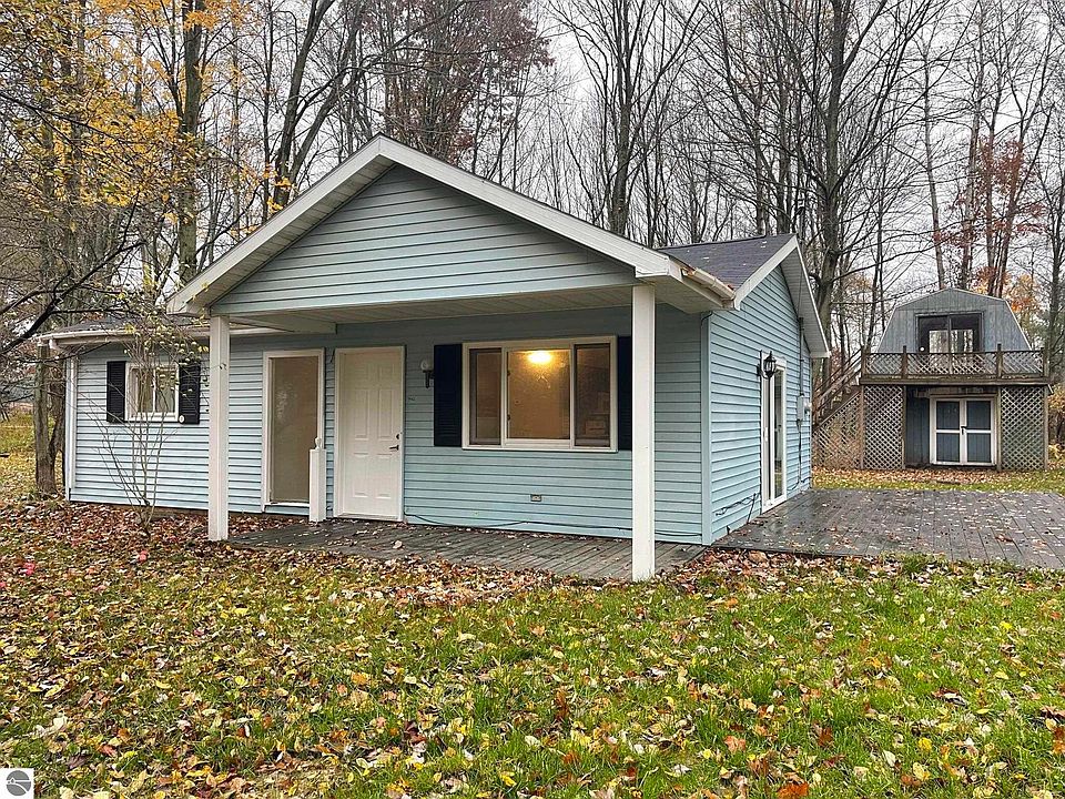 1st image of 7952 Ojibwa Dr