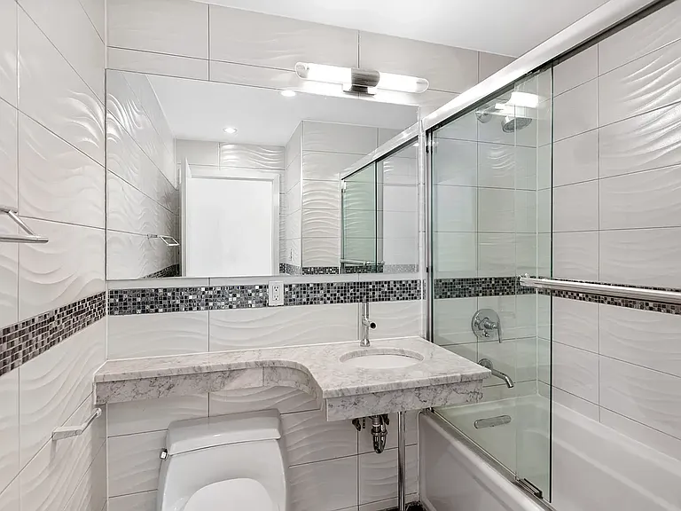 53 Hester St #PENTHOUSE — Photo 7