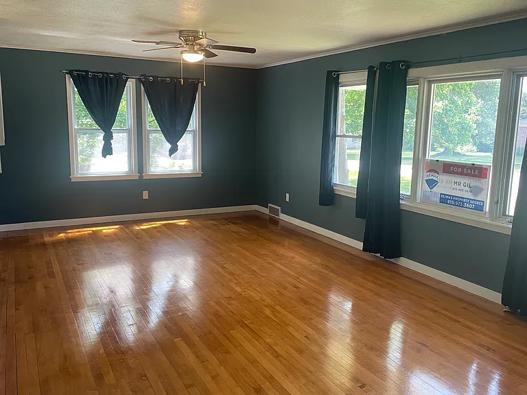 1706 Warren Rd — Photo 7
