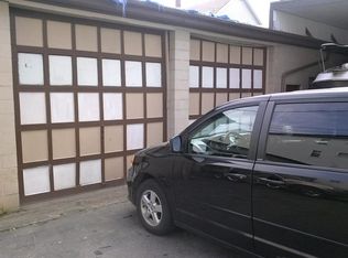 27 Hood St, Fall River, MA 02720