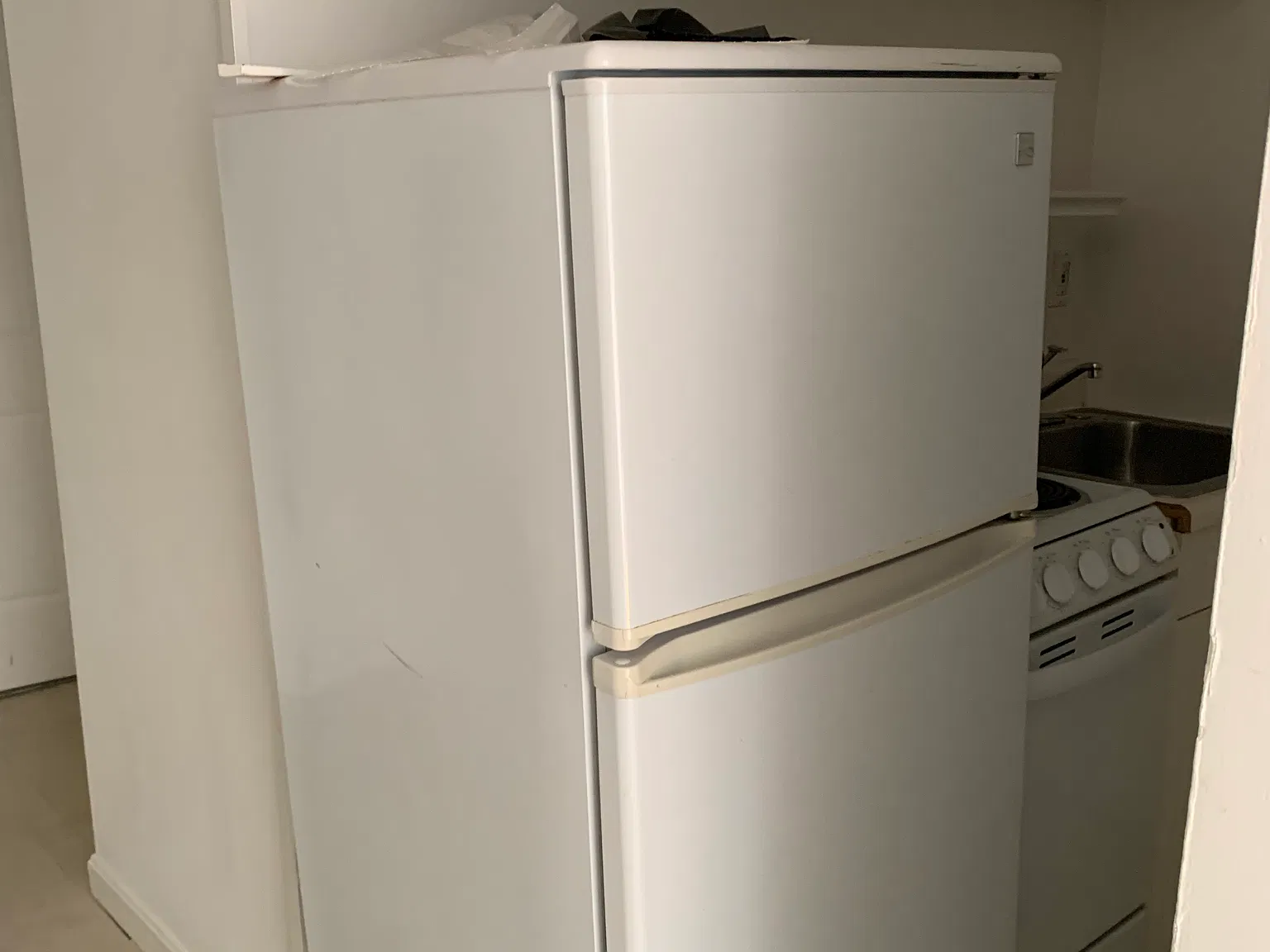 2 bed, $3,000 — Photo 2