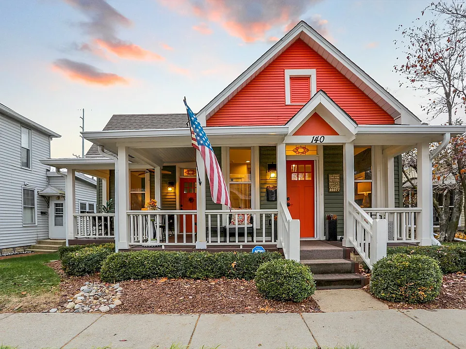 140 N Main St