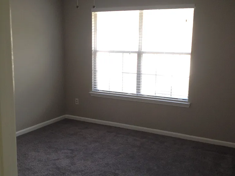 8180 Dunbarton Ct #8180 — Photo 10
