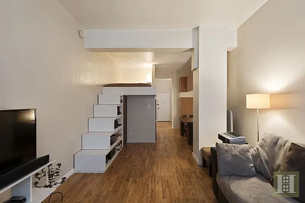 Sold by Halstead Real Estate | media 8