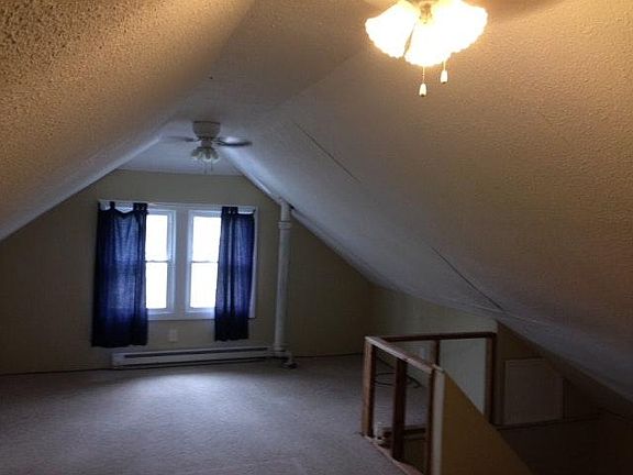 The 3rd floor loft area