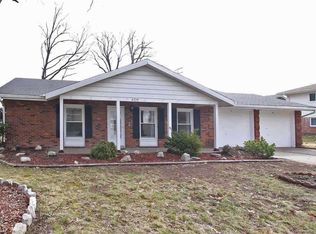 4705 Dadrian Dr, Godfrey, IL