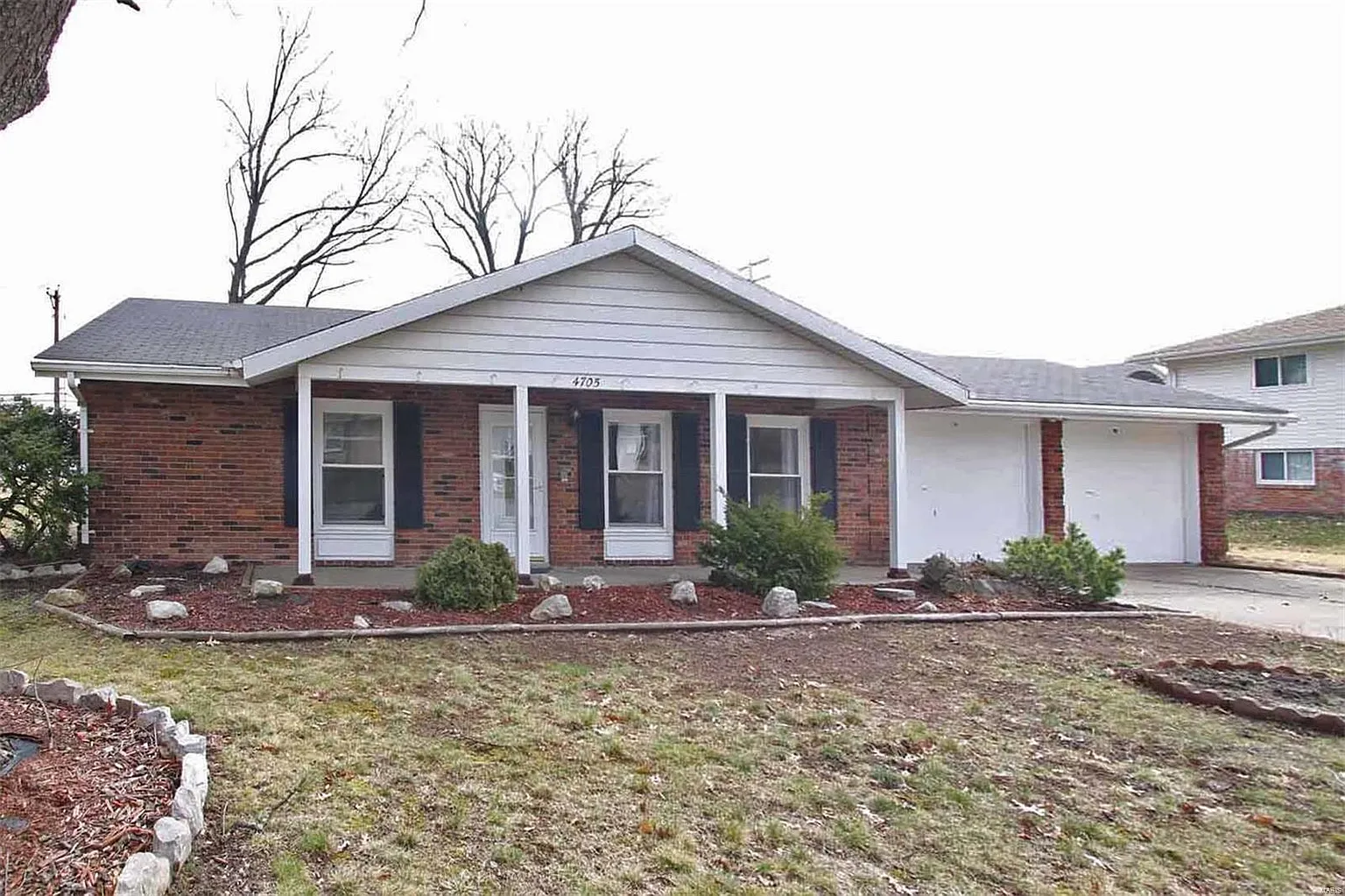 4705 Dadrian Dr photo 1