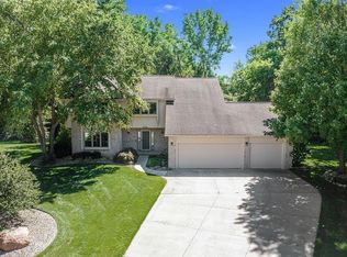 252 Granada Dr, White Lake, MI