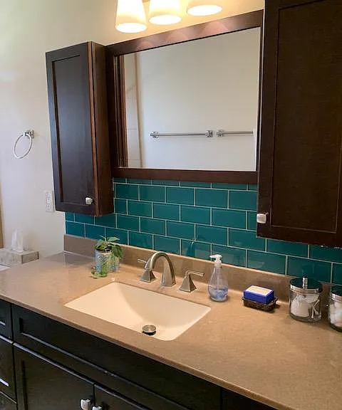 406 Vermont Ave — Photo 2