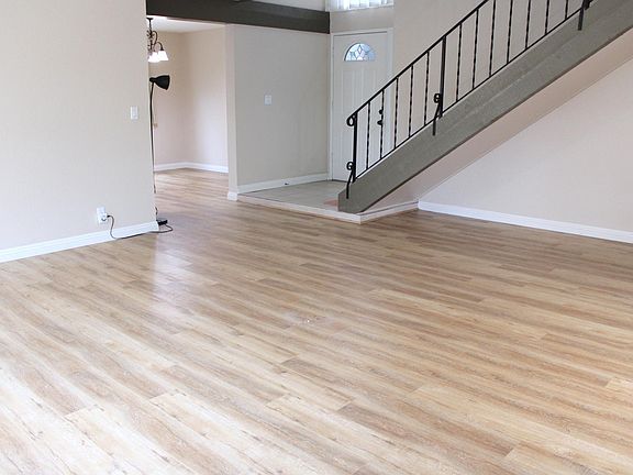 3rd image of 2311 Basswood Cir