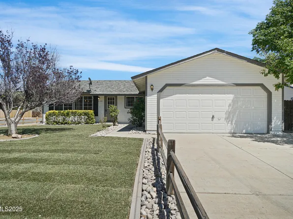 546 Yellow Jacket Rd, Dayton, NV 89403