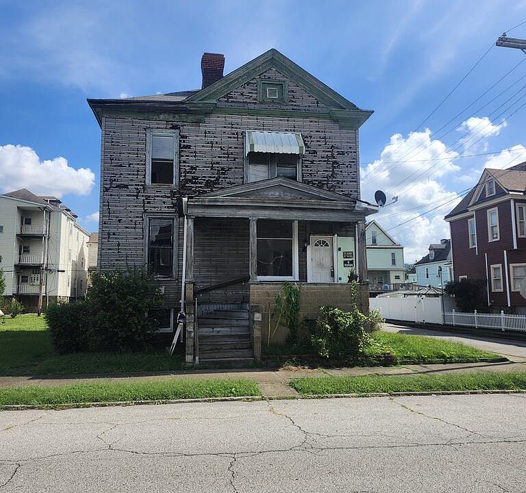 1st image of 434 S Broadway St