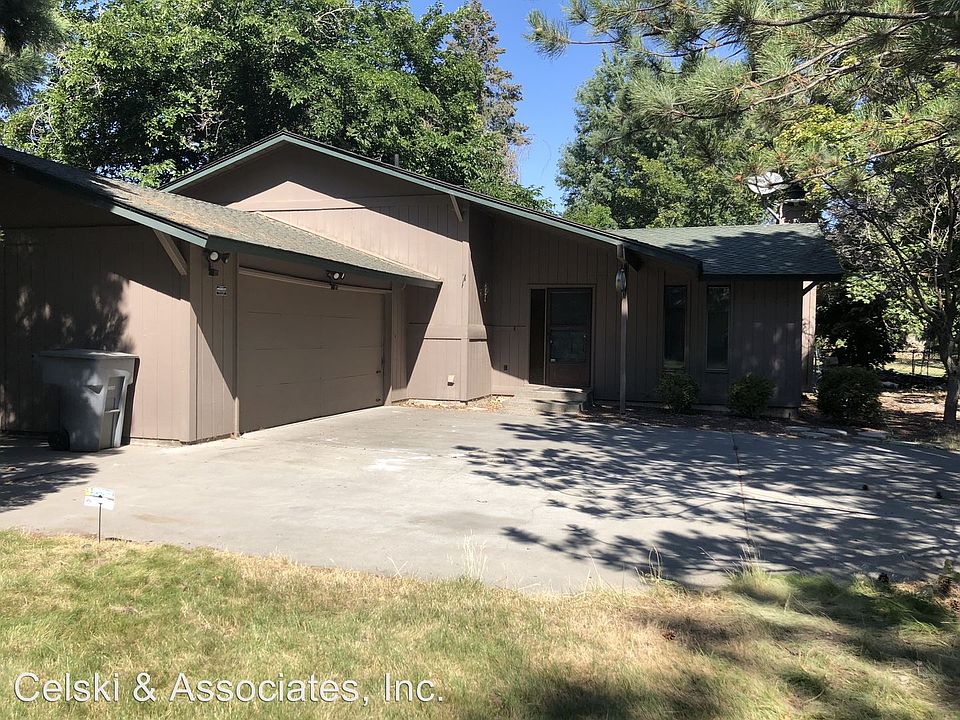 1st image of 2205 Camas Ave