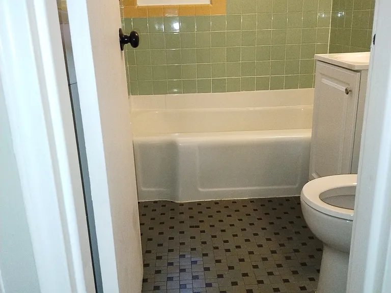 320 S Broadway #P1 — Photo 13