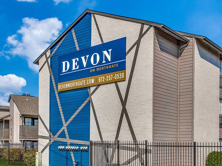 Devon on Northgate — Photo 25