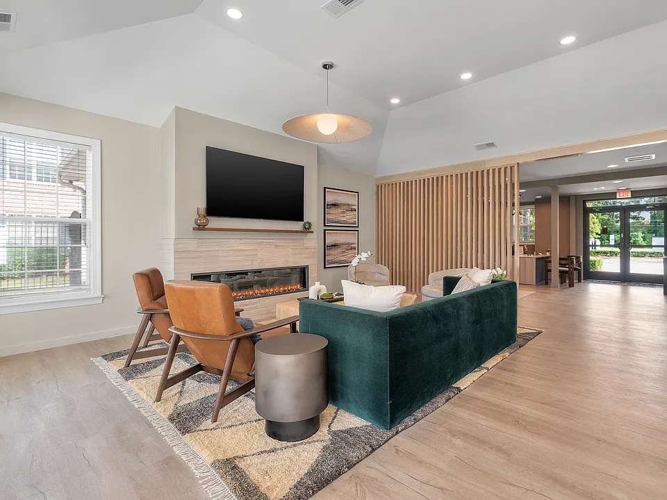 Building Photo 5