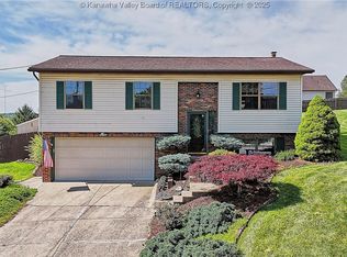 100 Timberlake Cir, Scott Depot, WV 25560