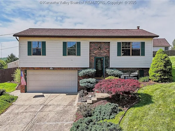 100 Timberlake Cir, Scott Depot, WV 25560