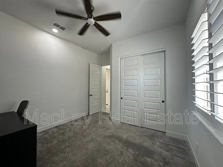 1979 W Lariat Ln — Photo 27