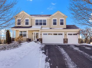 19727 Hazel Nut Ct, Lakeville, MN 55044