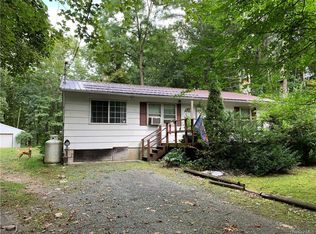 130 3rd St, Godeffroy, NY 12729