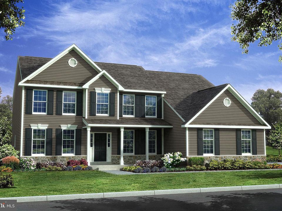 1st image of 33 Seldon Dr #2