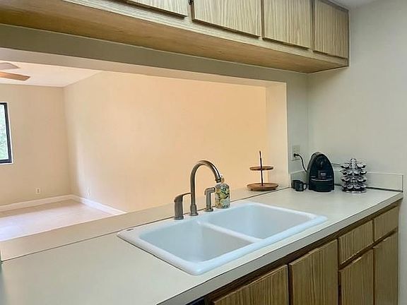 3rd image of 10001 W Atlantic Blvd APT 315