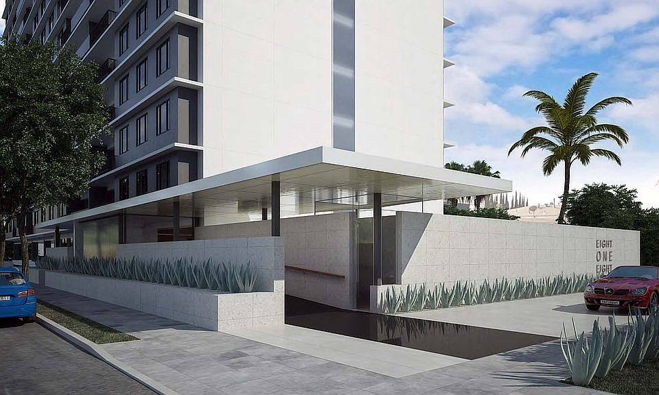 1st image of 818 N Doheny Dr APT 401