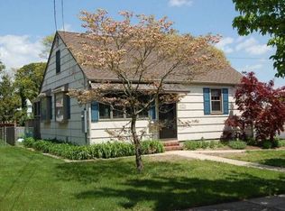 111 E Johnson Ave, Somers Point, NJ 08244