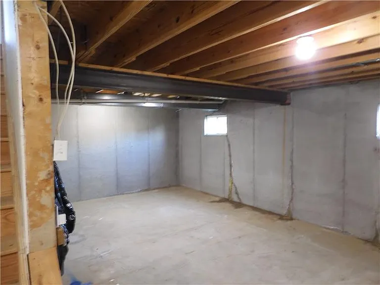 1201 Catletts Ct — Photo 29