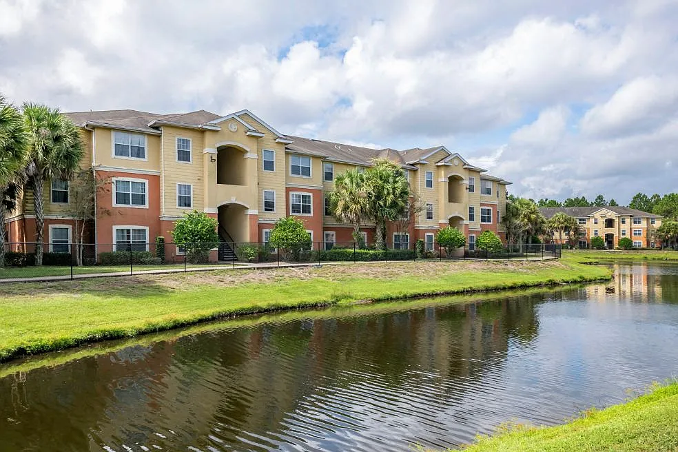 Pine Meadows Apartments — Photo 4