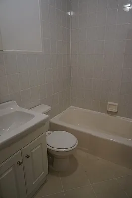 Rented by Compass | media 7