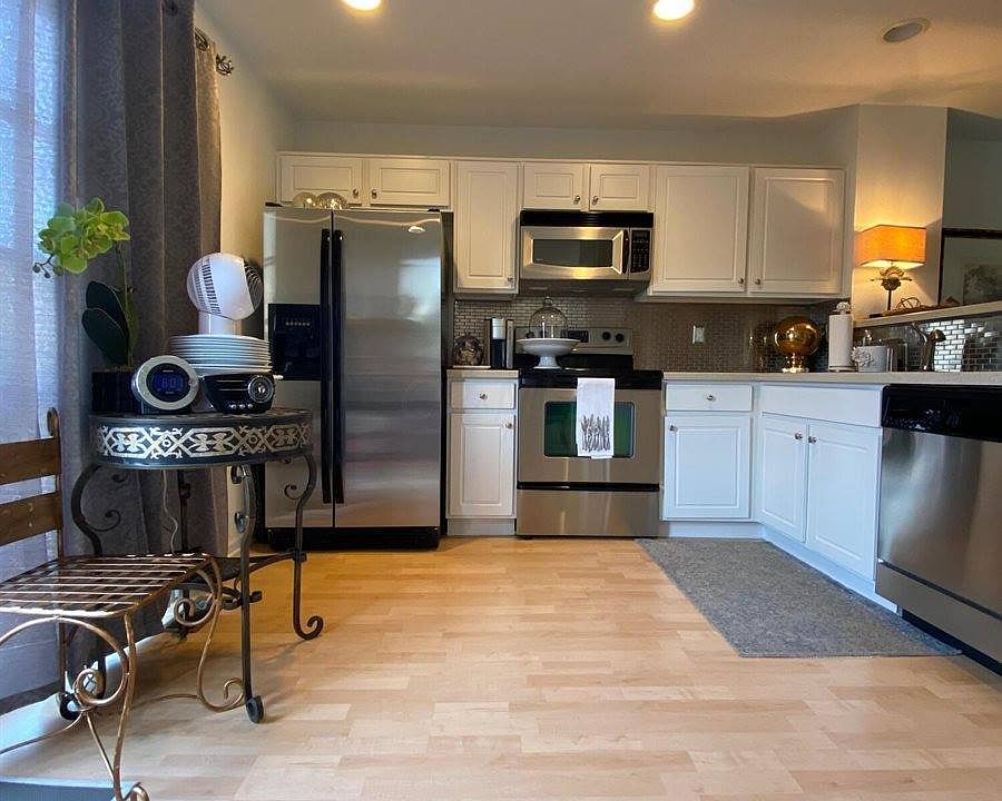 2nd image of 6298 Needletail Rd #28-629