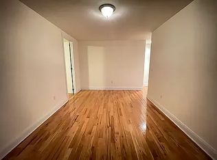 32-84 30th St #3C, Astoria, NY 11106