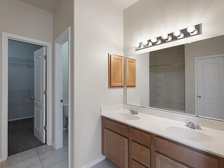 9319 Battle Creek St NW — Photo 17
