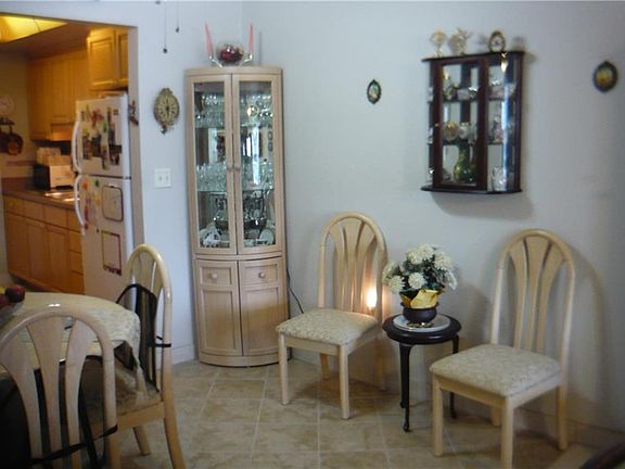 5th image of 6000 20th St N APT 104