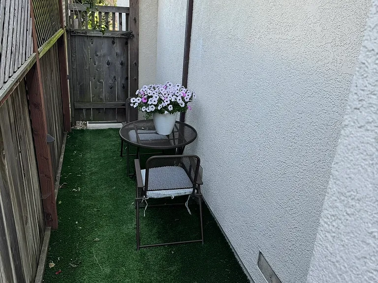 435 Filbert St #Z — Photo 8