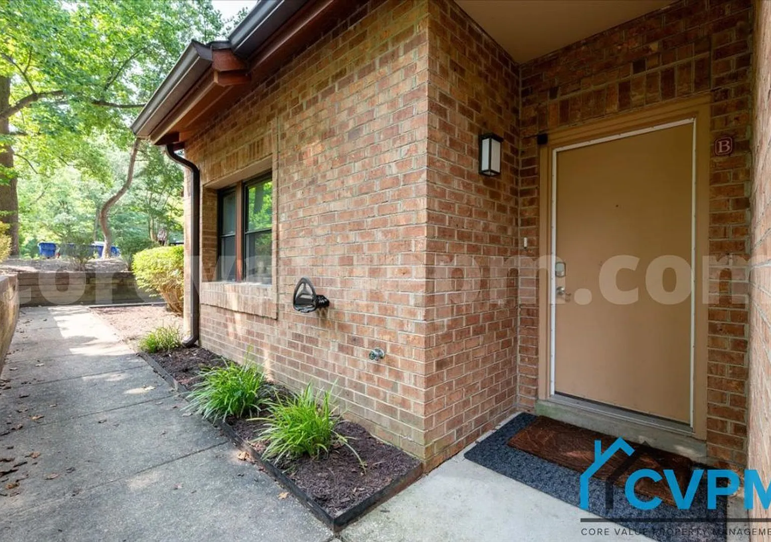7623 Weather Worn Way, Unit B — Photo 4