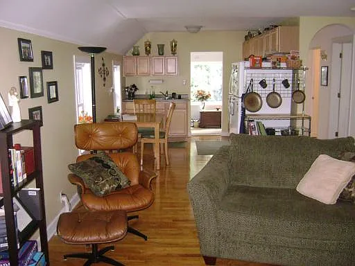Building Photo - 449 E Prairie Ave #2