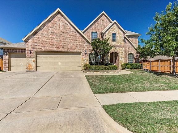 3rd image of 327 Deaton Dr