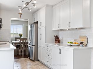 104 Dyer Ct, Cambridge, ON N3C 4B9