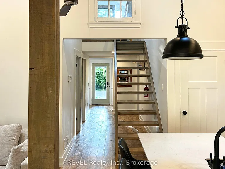 399 Elmwood Ave — Photo 10