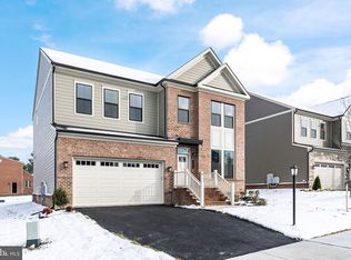 11568 Chapman Mill Dr, Glen Allen, VA 23060