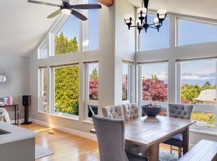 503 Eaglecrest Dr, Gibsons, BC V0N 1V8