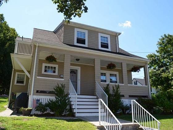 2nd image of 99 Park St