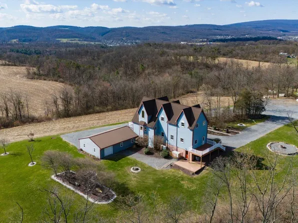 139 Rainbow Dr, Middleburg, PA 17842