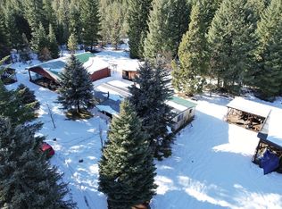 32041 Red Blanket Rd, Prospect, OR 97536