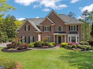 8005 Tangletree Way, Roswell, GA 30075