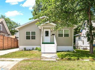 119 14th St S, Fargo, ND 58103
